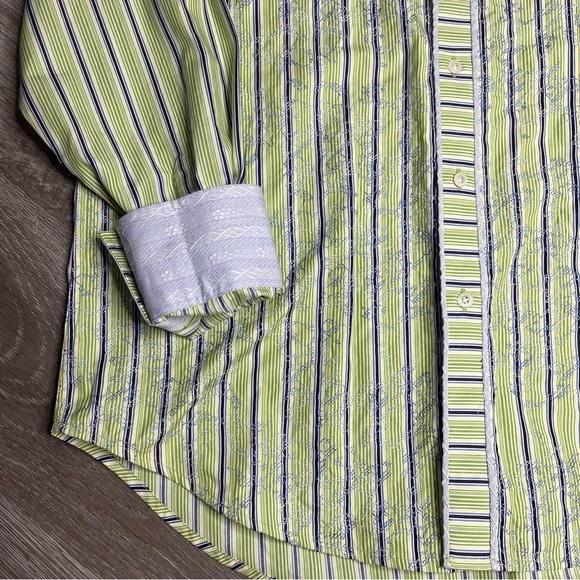 Robert Graham Green Embroidered Contrast Cuff Size XL - Picture 9 of 10